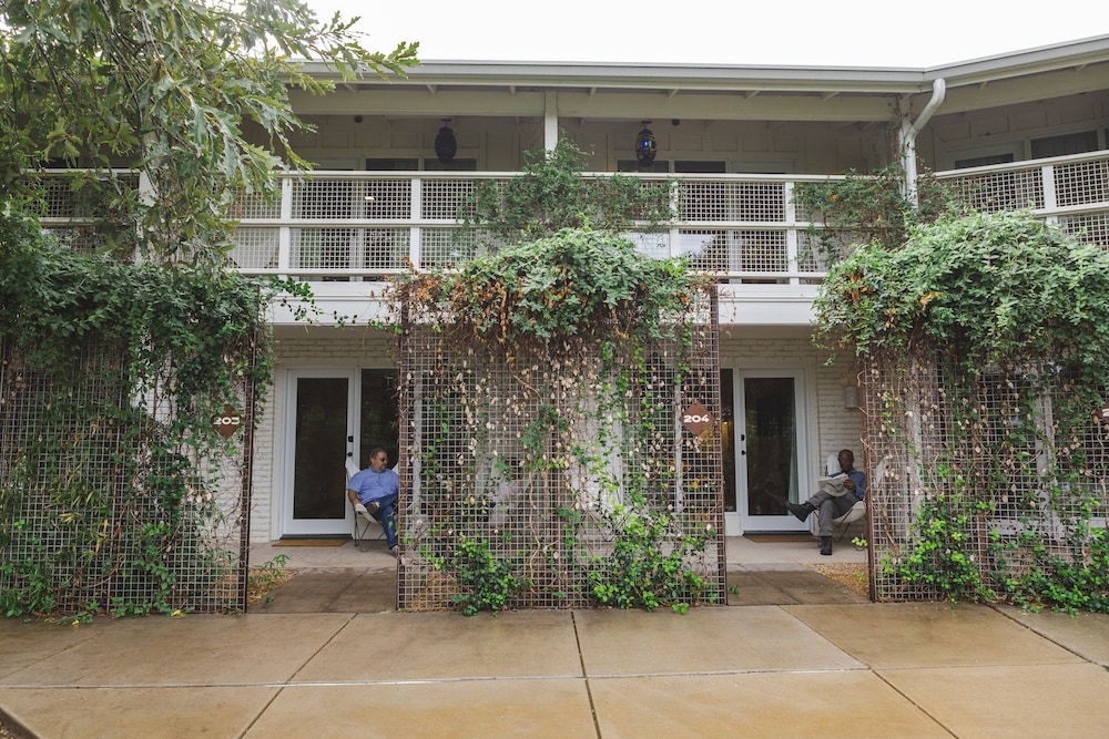 stagecoach inn