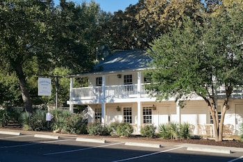 stagecoach inn