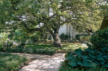 stagecoach inn