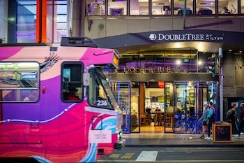 doubletree by hilton hotel melbourne flinders street