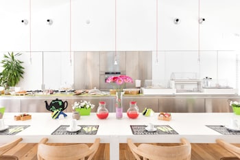 irooms forum and colosseum