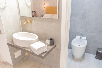 irooms rome spanish steps