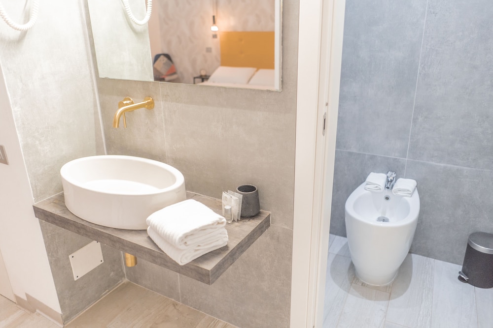irooms rome spanish steps