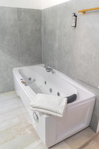 irooms rome spanish steps