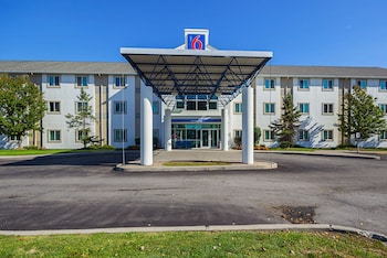 Motel 6 Whitby, On - Toronto East,Durham>>Ajax,2 star