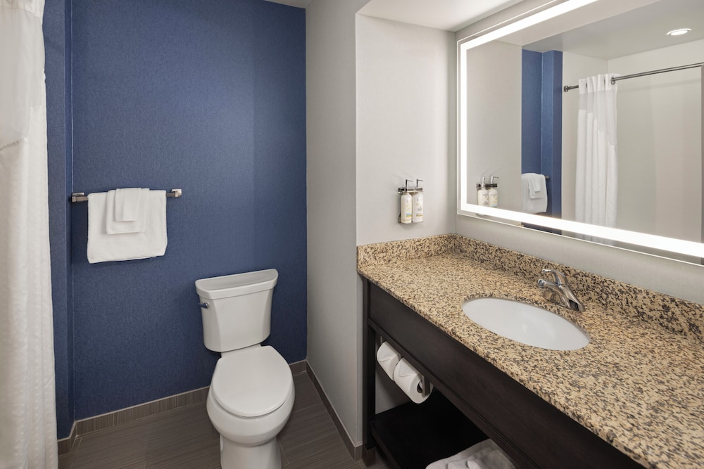 holiday inn express moline quad cities area by ihg