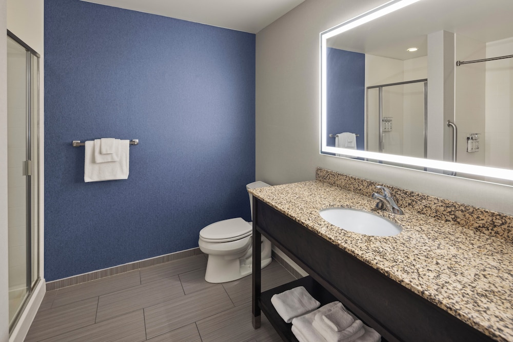 holiday inn express moline quad cities area by ihg