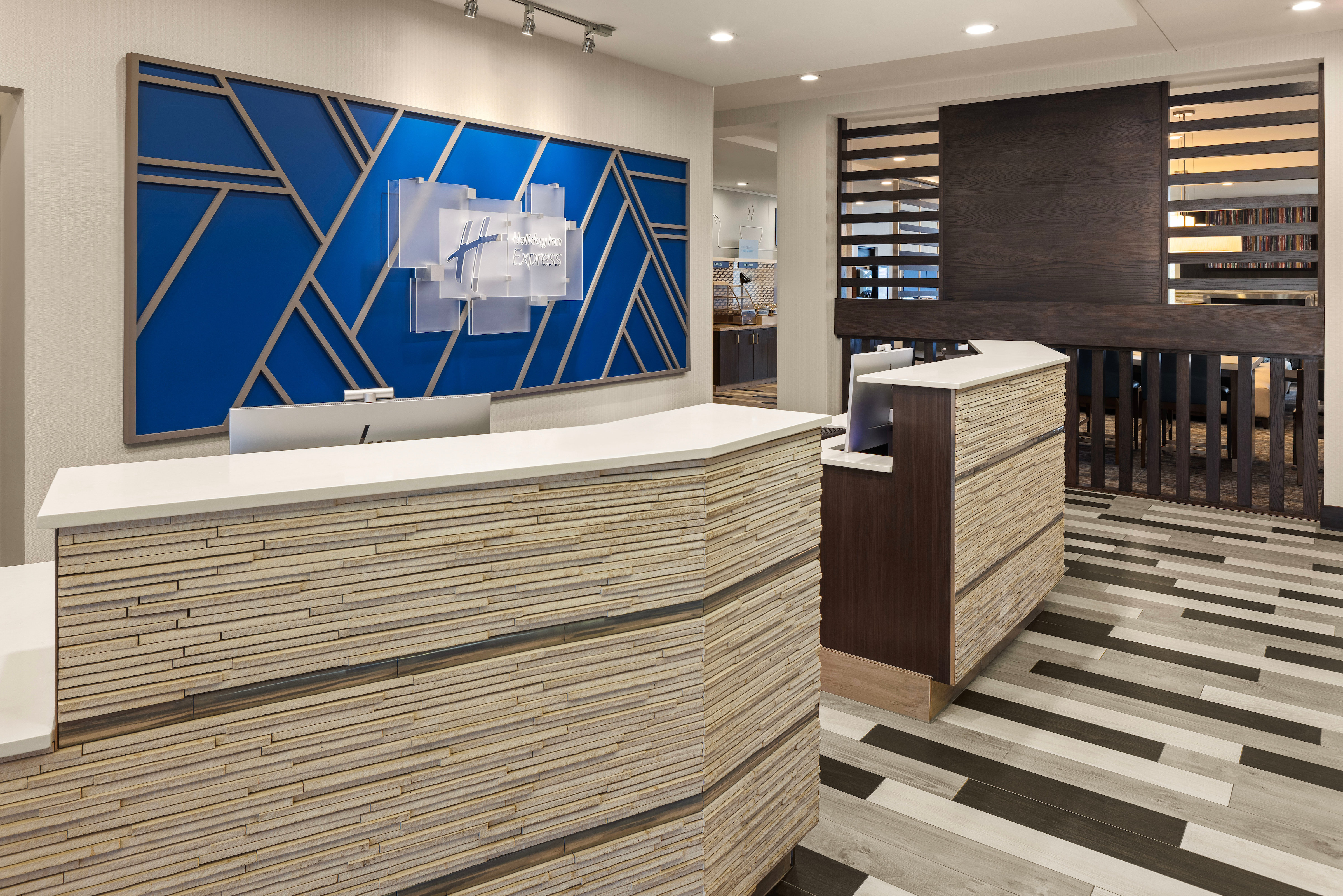 holiday inn express moline quad cities area by ihg