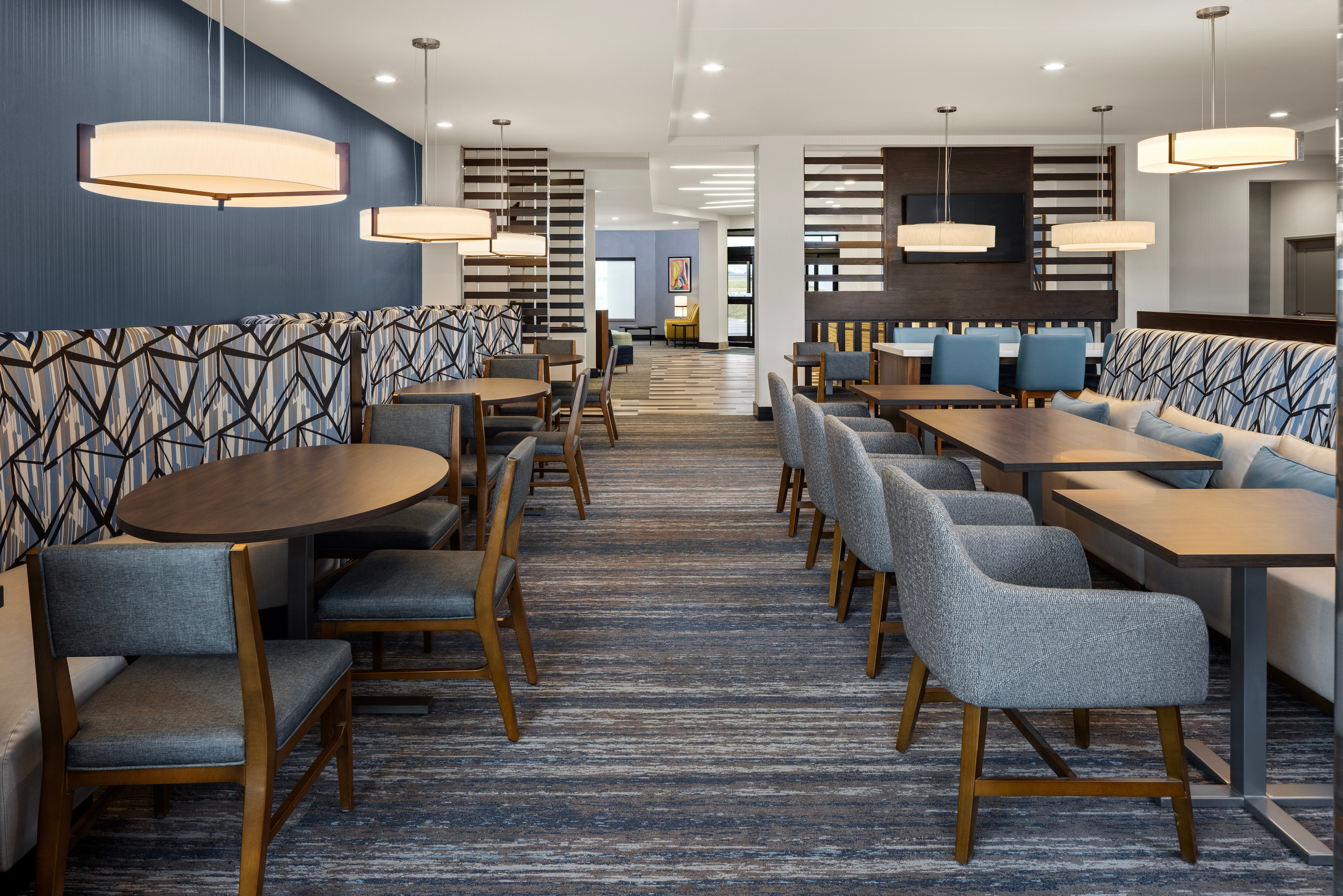 holiday inn express moline quad cities area by ihg