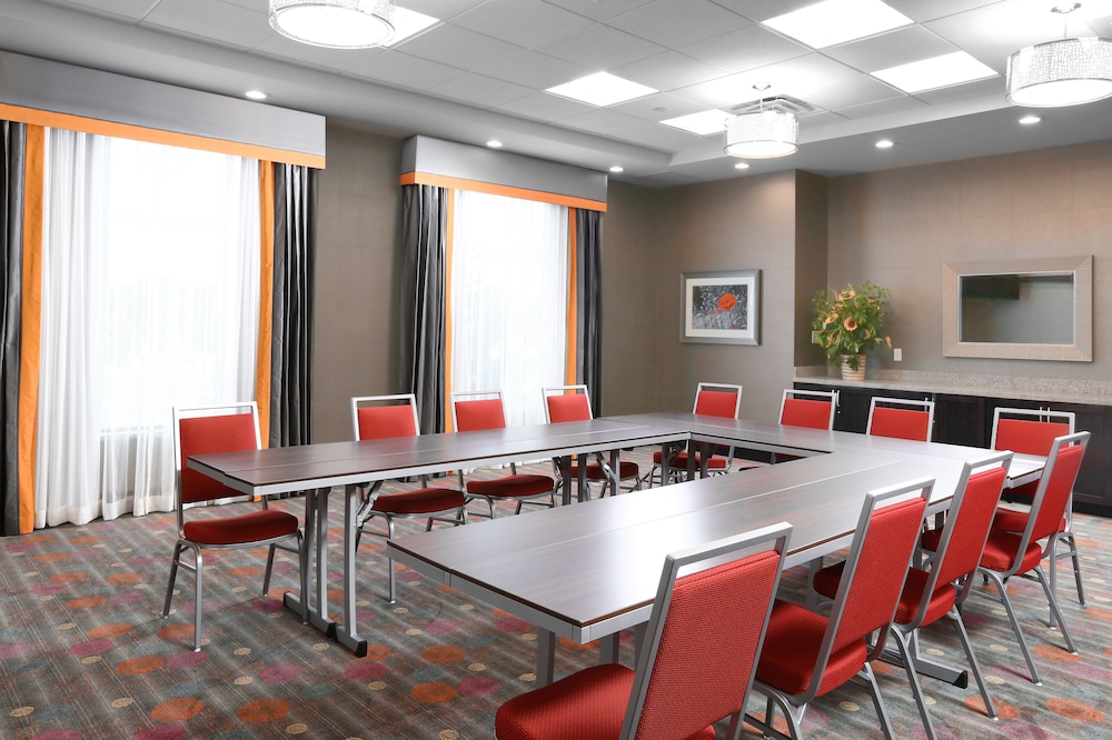 holiday inn express moline quad cities area by ihg