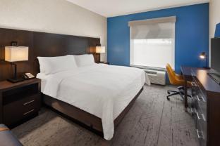 holiday inn express moline quad cities area by ihg
