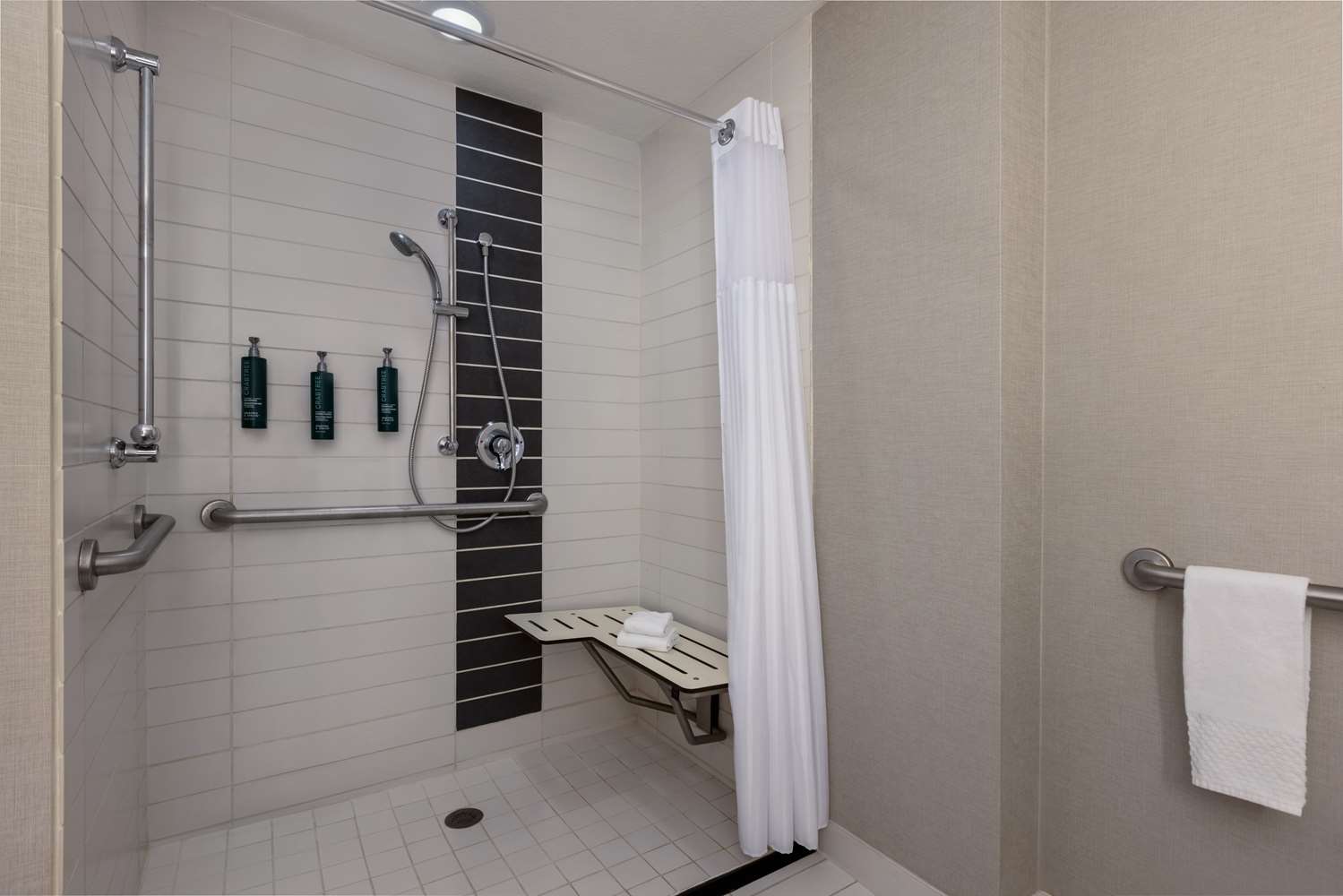 doubletree by hilton las vegas east flamingo