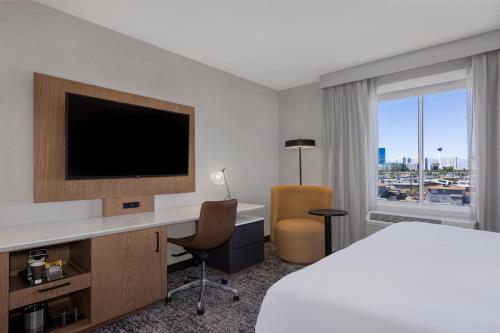 doubletree by hilton las vegas east flamingo