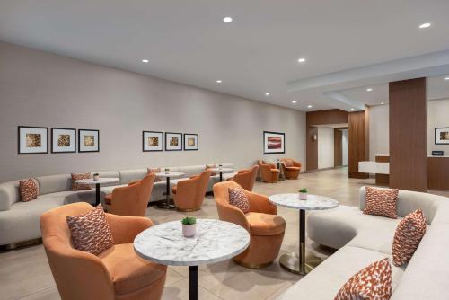 doubletree by hilton las vegas east flamingo
