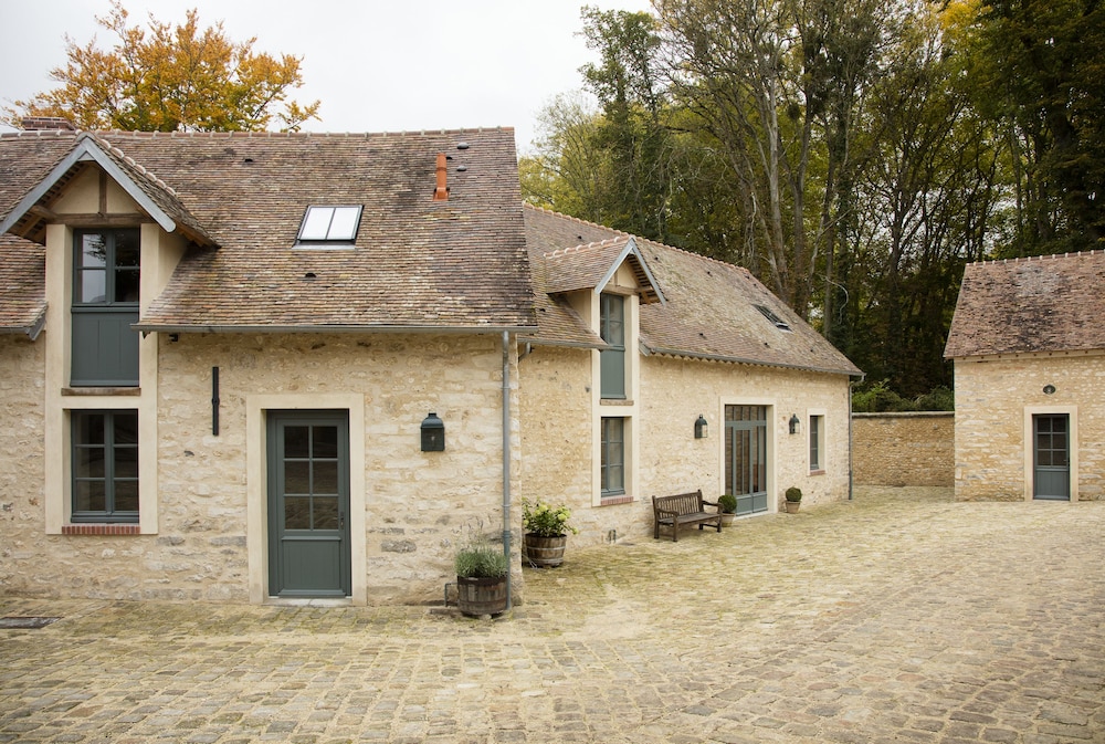 le hameau de courances