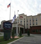 hampton inn and suites norfolk airport