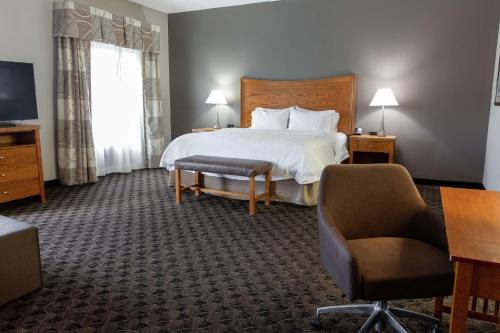 hampton inn and suites chesapeake square mall
