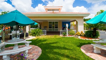 Tropical Beach Resorts,Siesta Key>>Sarasota,4 star