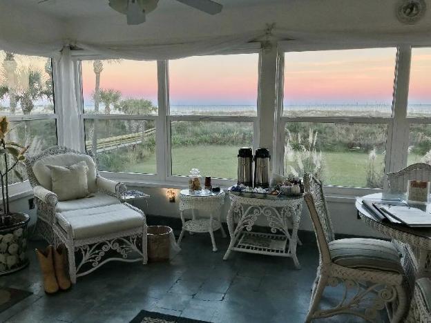 beachfront bed and breakfast