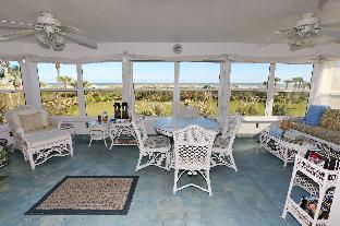 beachfront bed and breakfast