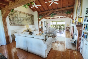 beachfront bed and breakfast