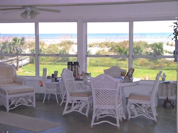 beachfront bed and breakfast