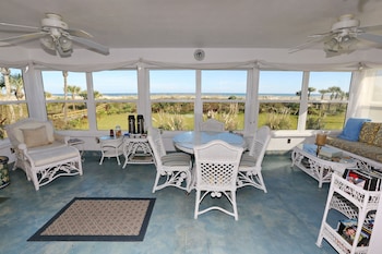 beachfront bed and breakfast