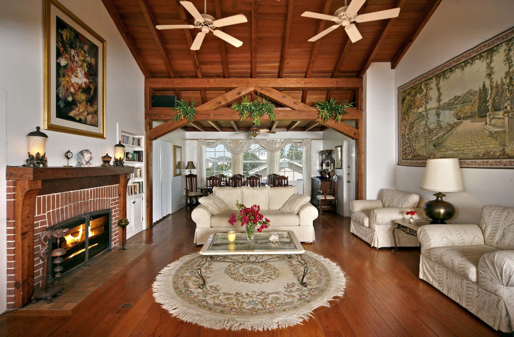 beachfront bed and breakfast