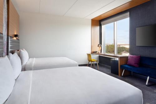 aloft jacksonville tapestry park