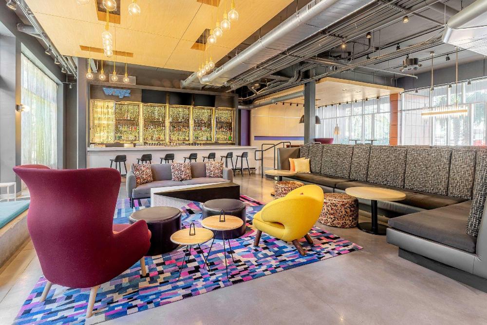 aloft jacksonville tapestry park