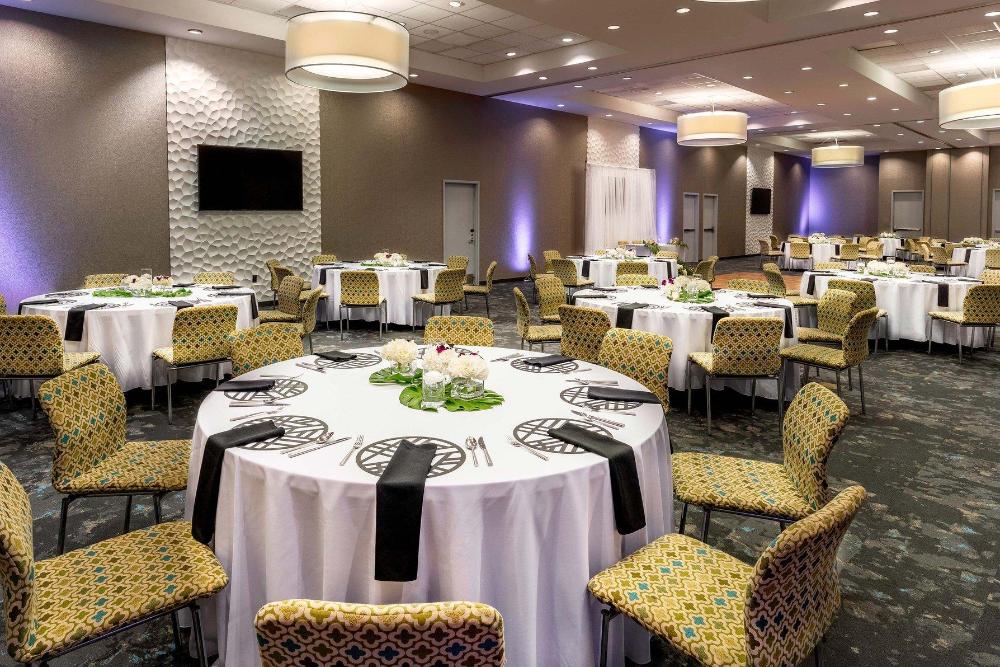 aloft jacksonville tapestry park