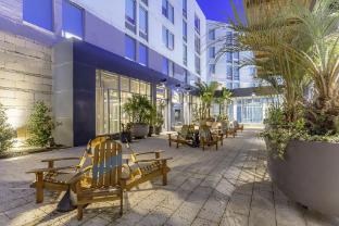 aloft jacksonville tapestry park
