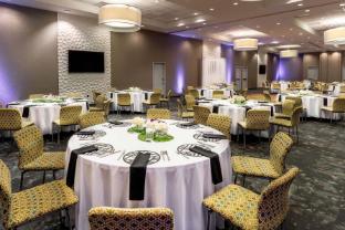 aloft jacksonville tapestry park