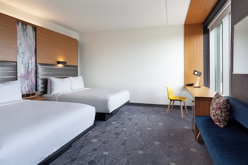 aloft jacksonville tapestry park