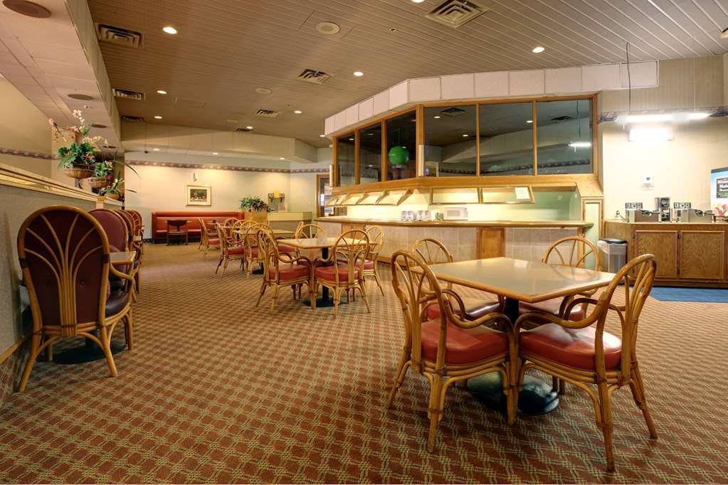 red roof inn la marque