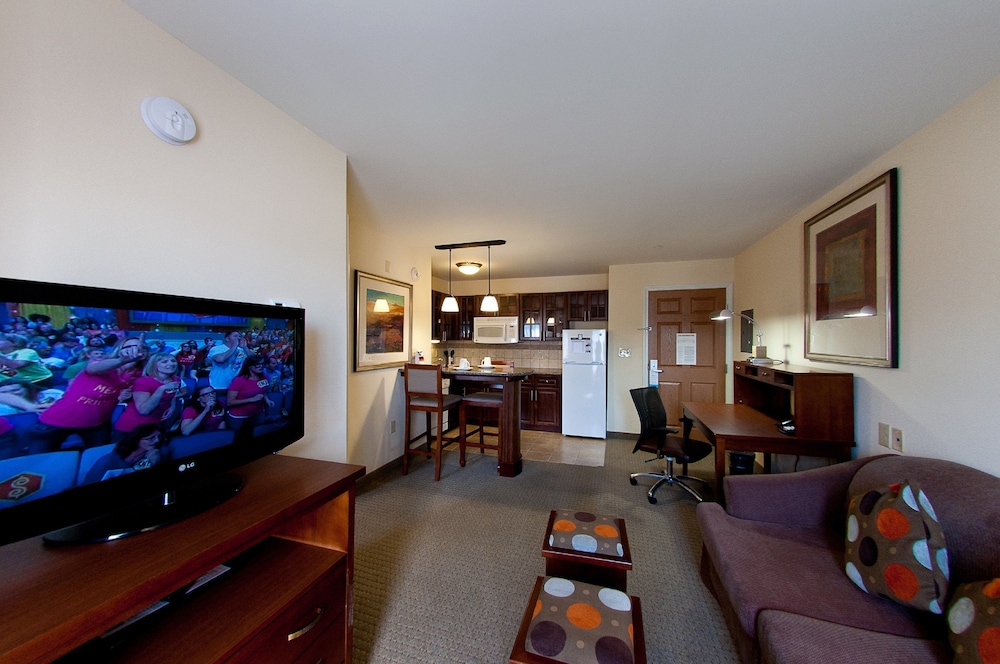 staybridge suites east stroudsburg poconos by ihg