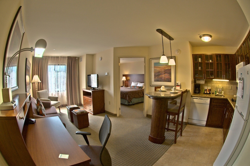 staybridge suites east stroudsburg poconos by ihg