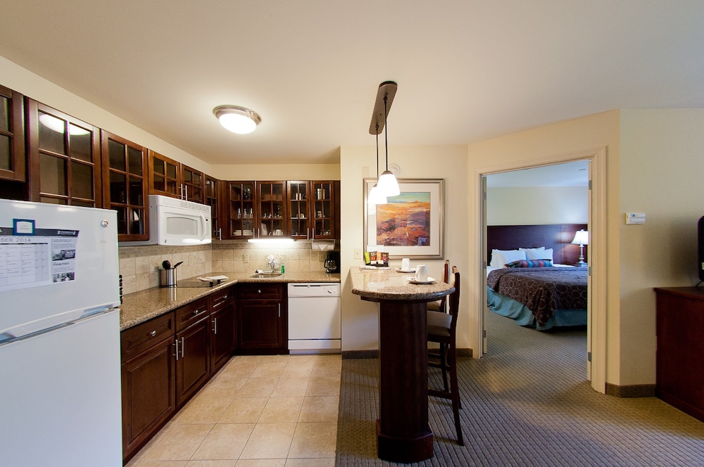 staybridge suites east stroudsburg poconos by ihg
