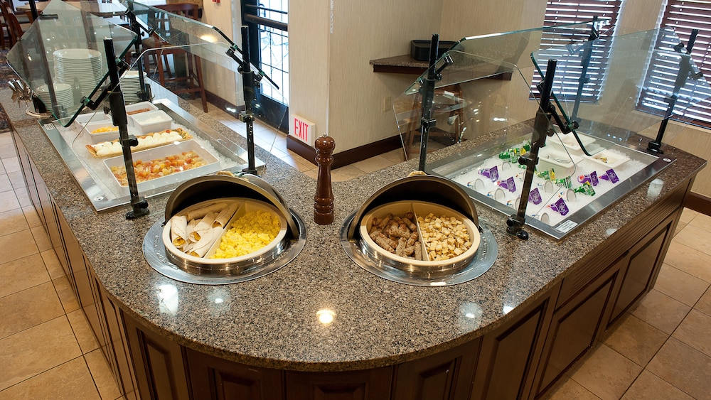 staybridge suites east stroudsburg poconos by ihg
