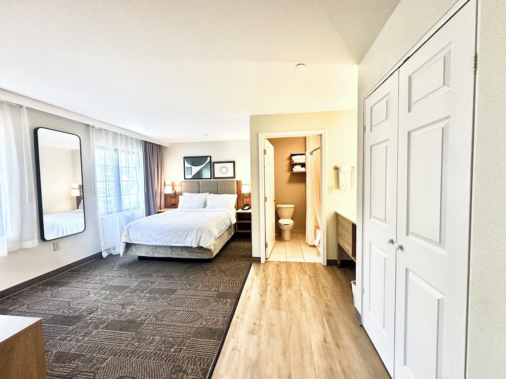 staybridge suites east stroudsburg poconos by ihg