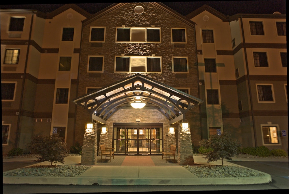 staybridge suites east stroudsburg poconos by ihg