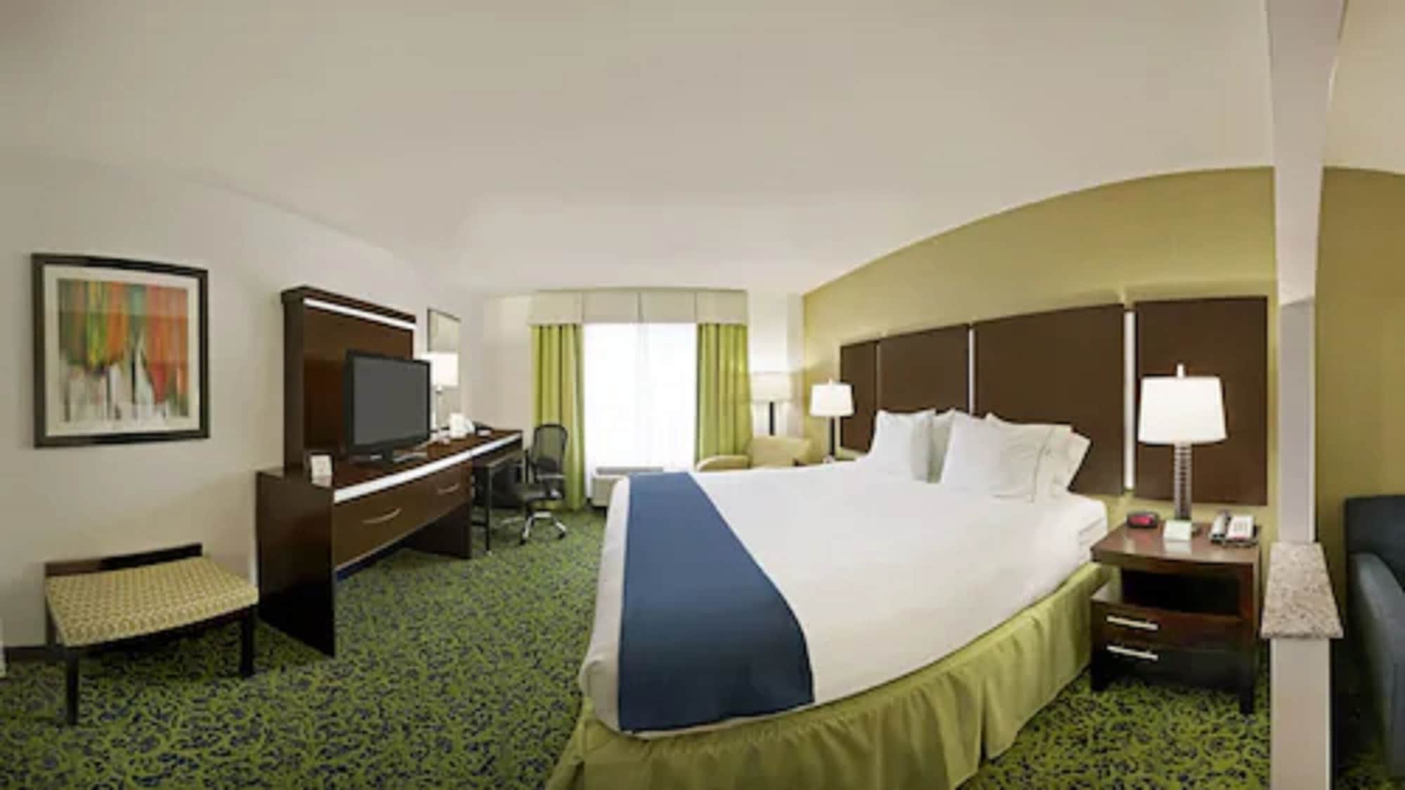 holiday inn express and suites stroudsburg poconos by ihg