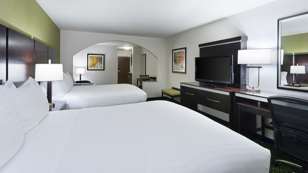 holiday inn express and suites stroudsburg poconos by ihg