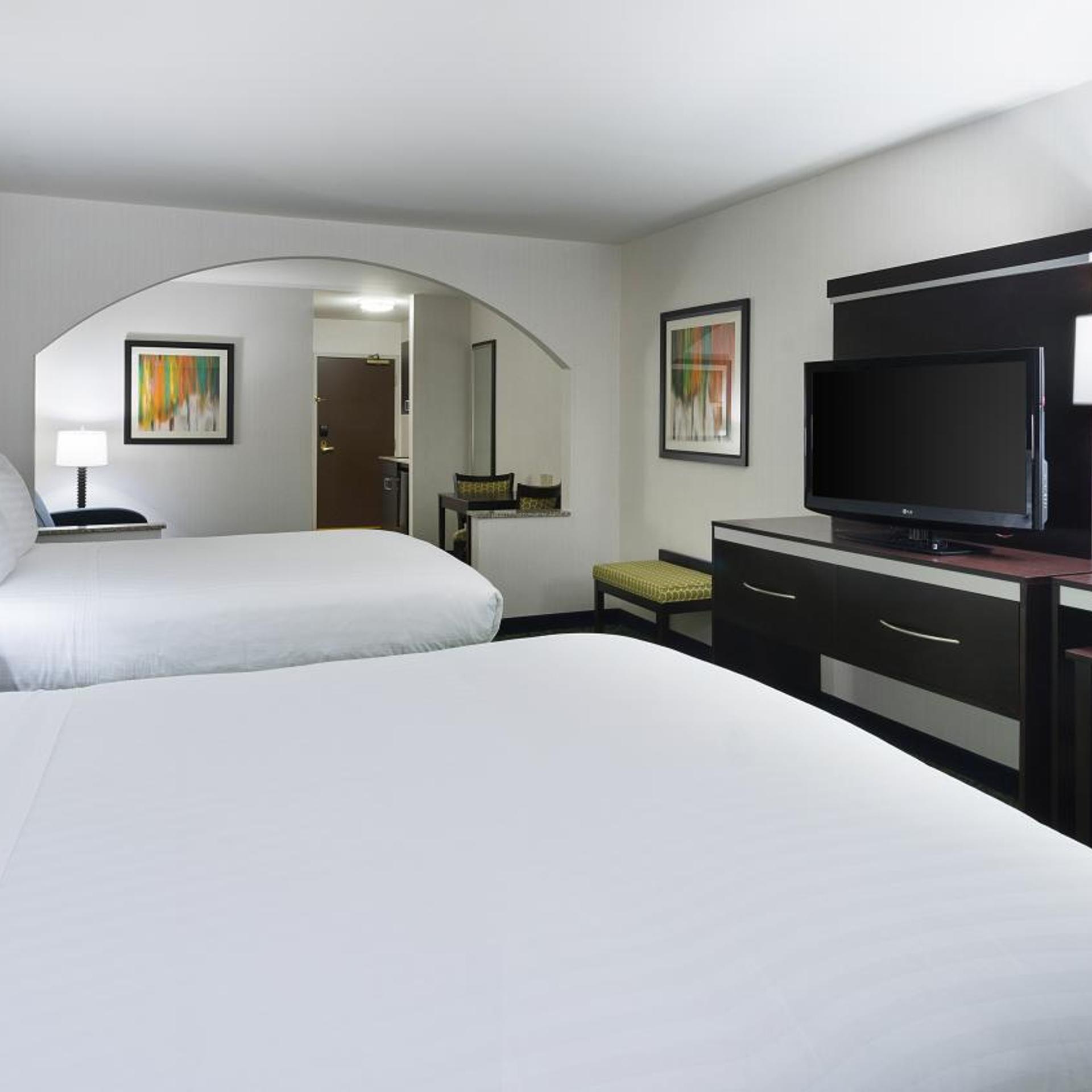 holiday inn express and suites stroudsburg poconos by ihg