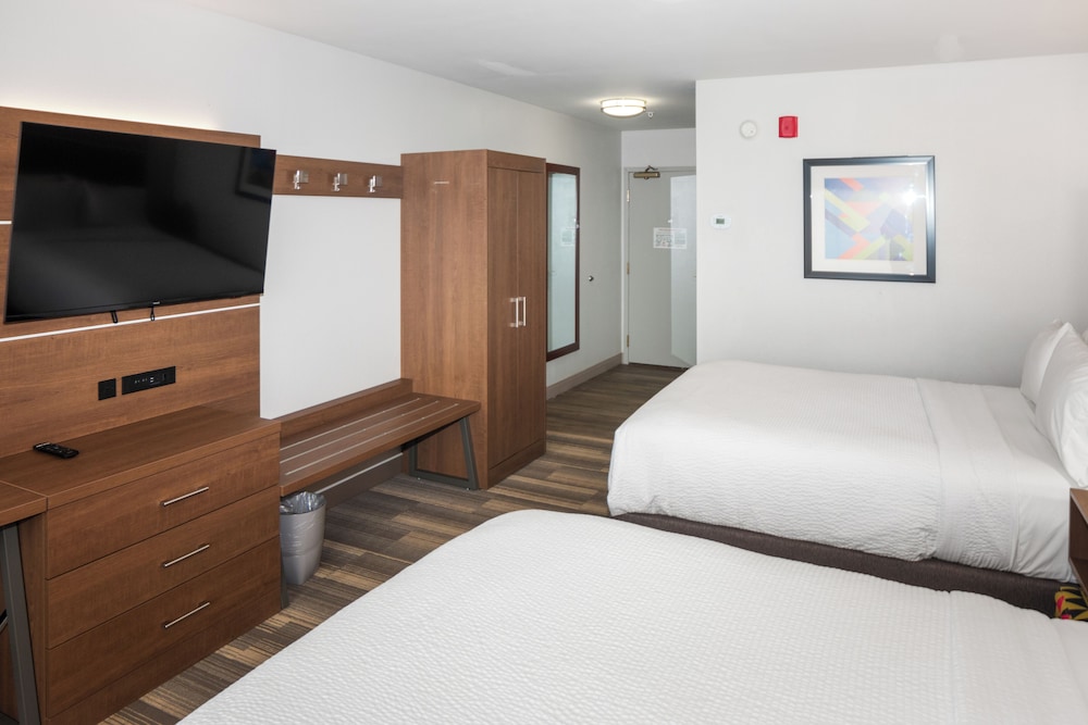 holiday inn express and suites stroudsburg poconos by ihg