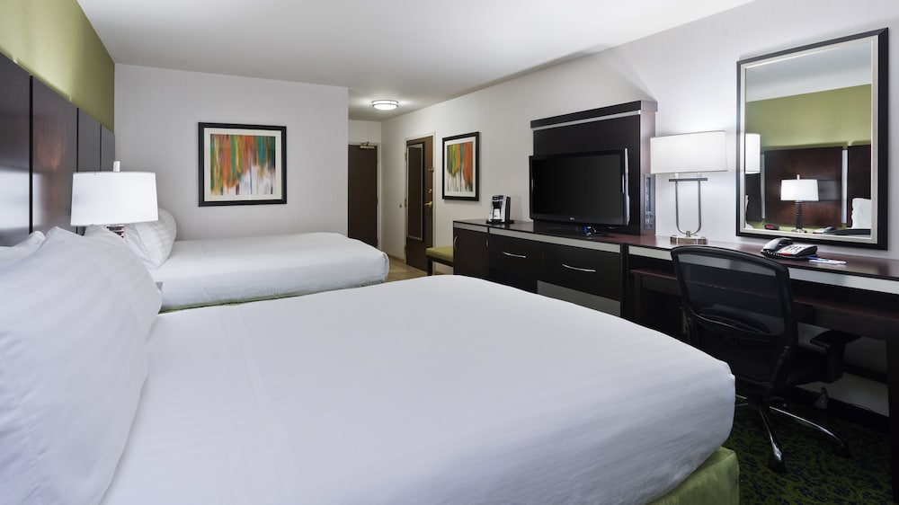 holiday inn express and suites stroudsburg poconos by ihg