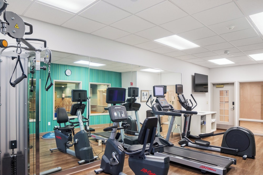 holiday inn express and suites stroudsburg poconos by ihg