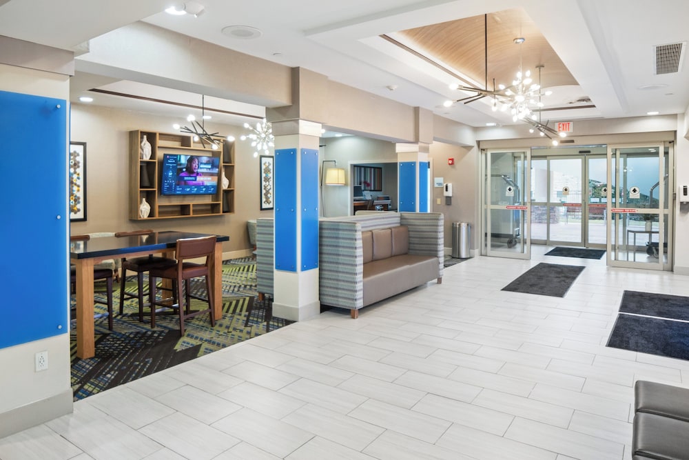 holiday inn express and suites stroudsburg poconos by ihg