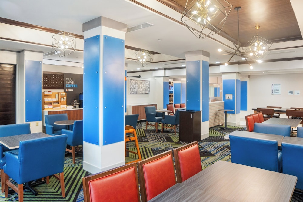 holiday inn express and suites stroudsburg poconos by ihg