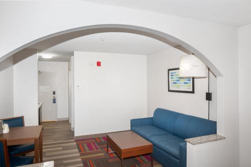 holiday inn express and suites stroudsburg poconos by ihg